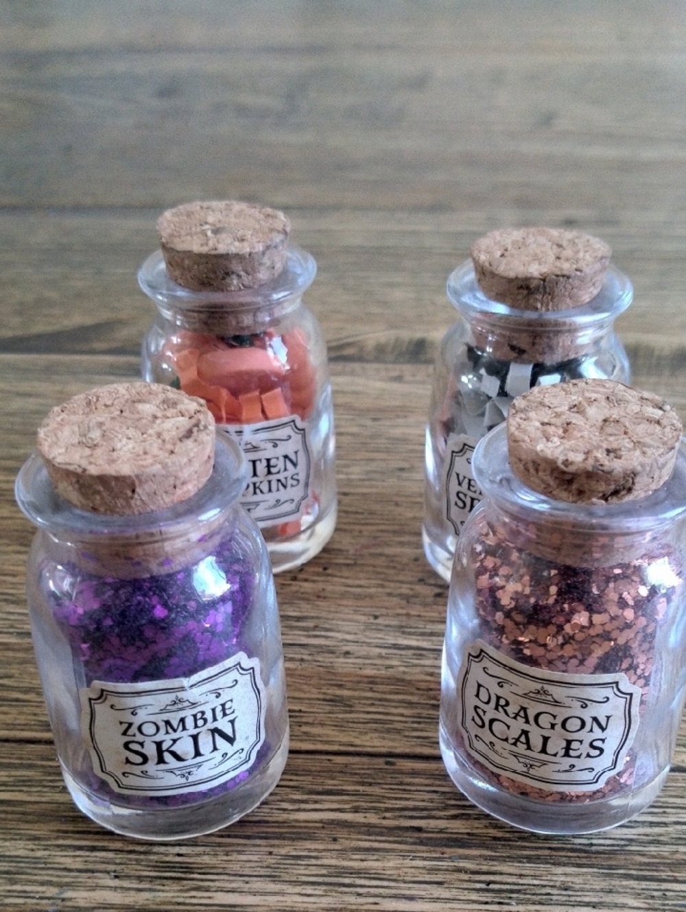 🦋 HALLOWEEN GLASS BOTTLE JARS🦋